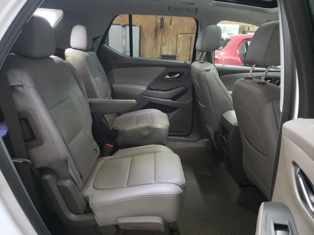 2021 Chevrolet Traverse Premier VIN: 1GNEVKKW9MJ117636 Lot: 84752375