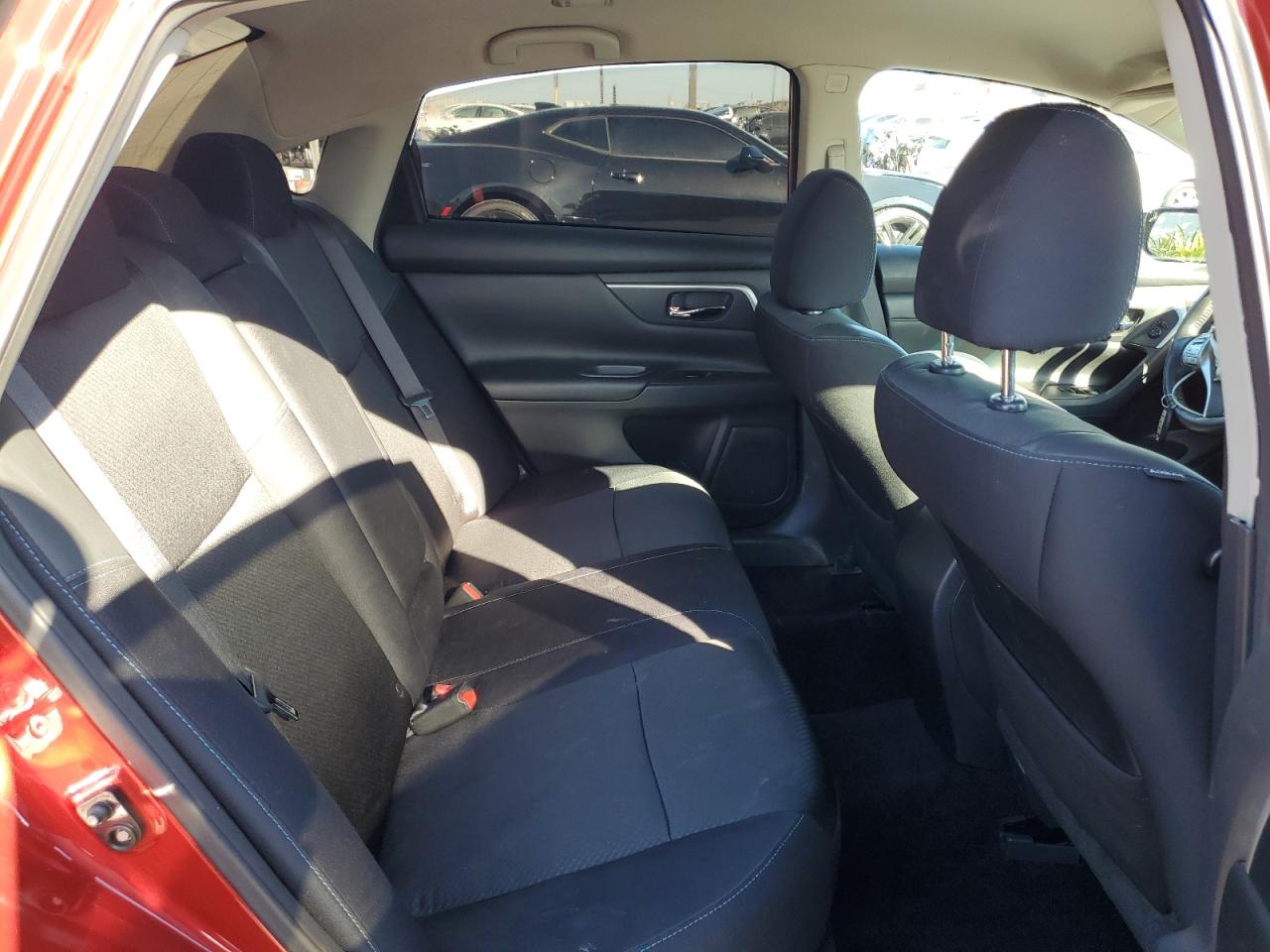 2018 Nissan Altima 2.5 VIN: 1N4AL3AP3JC105243 Lot: 85601925