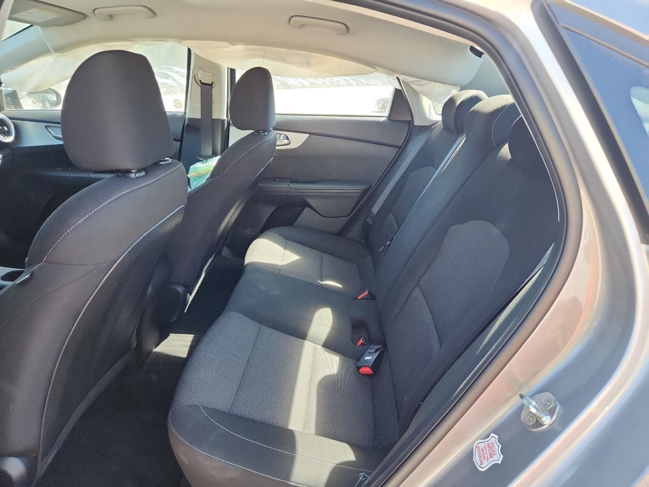 2023 Kia Forte Lx VIN: 3KPF24AD7PE582435 Lot: 84977845