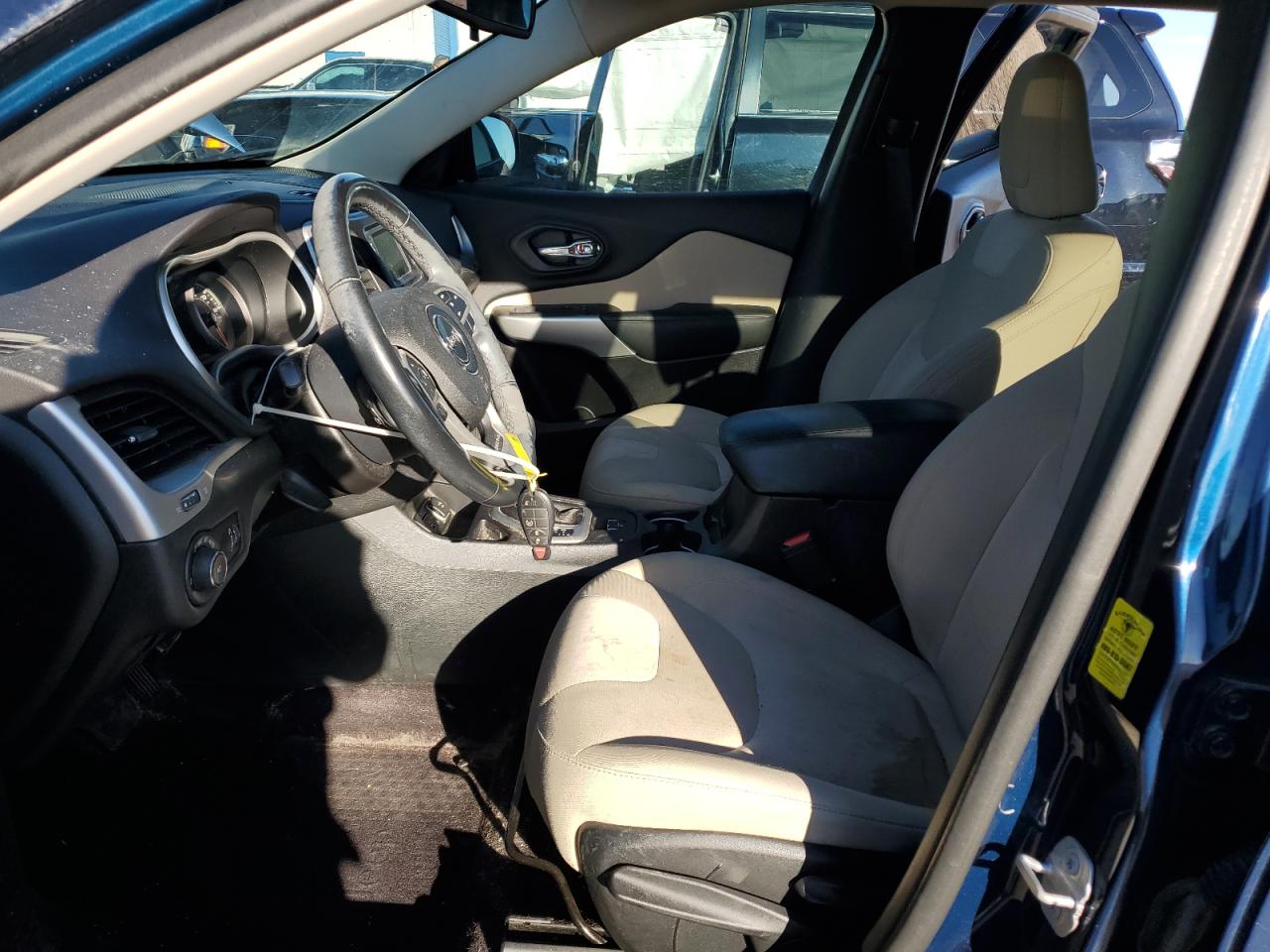 2018 Jeep Cherokee Latitude VIN: 1C4PJLCBXJD606023 Lot: 86688245