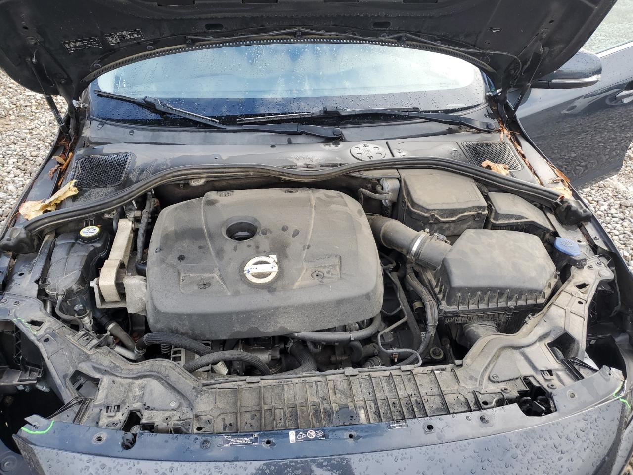 2015 Volvo S60 Premier VIN: YV140MFB9F1307956 Lot: 85369055
