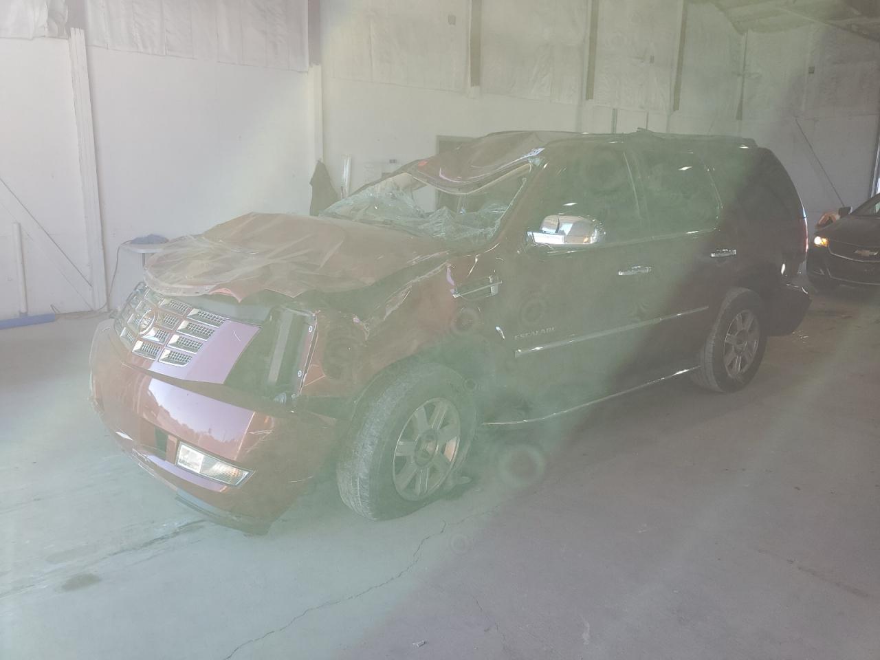CADILLAC ESCALADE 2010. Lot# 82256305. VIN 1GYUKAEF1AR107757. Photo 1