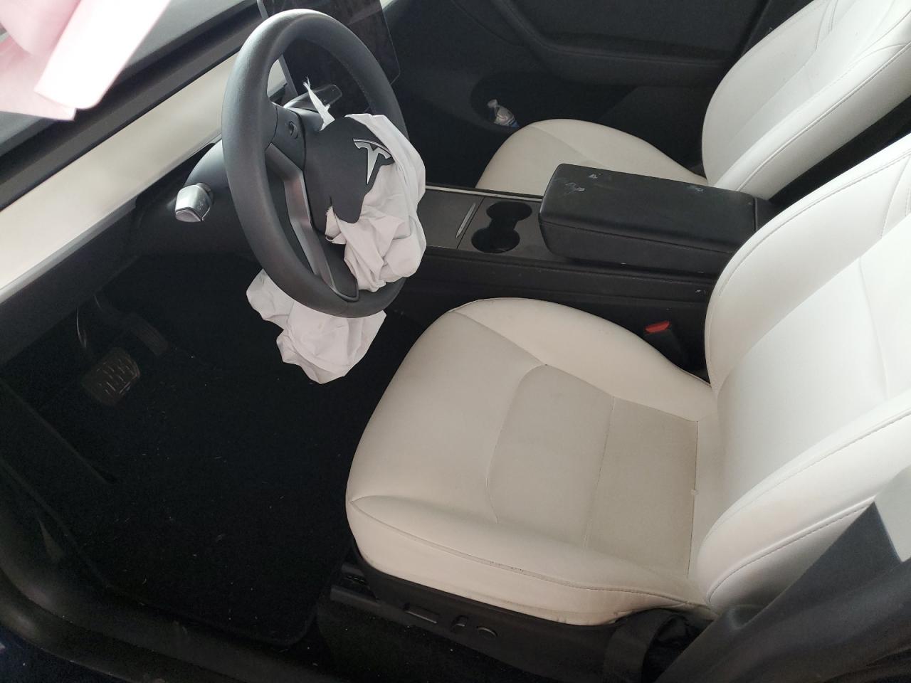 2023 Tesla Model Y VIN: 7SAYGDEE5PF672581 Lot: 89501245