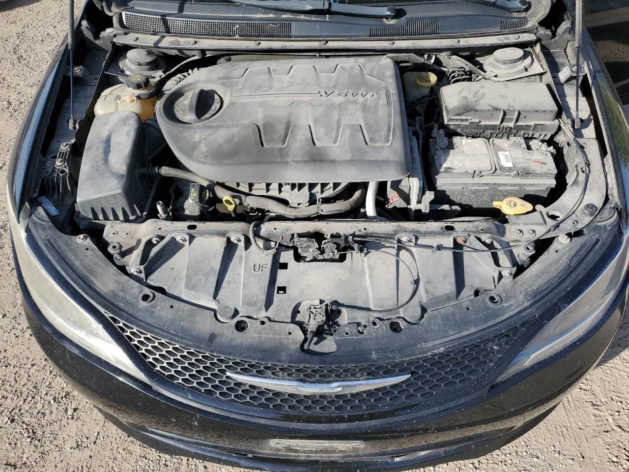 2015 Chrysler 200 S VIN: 1C3CCCBGXFN703590 Lot: 84064155