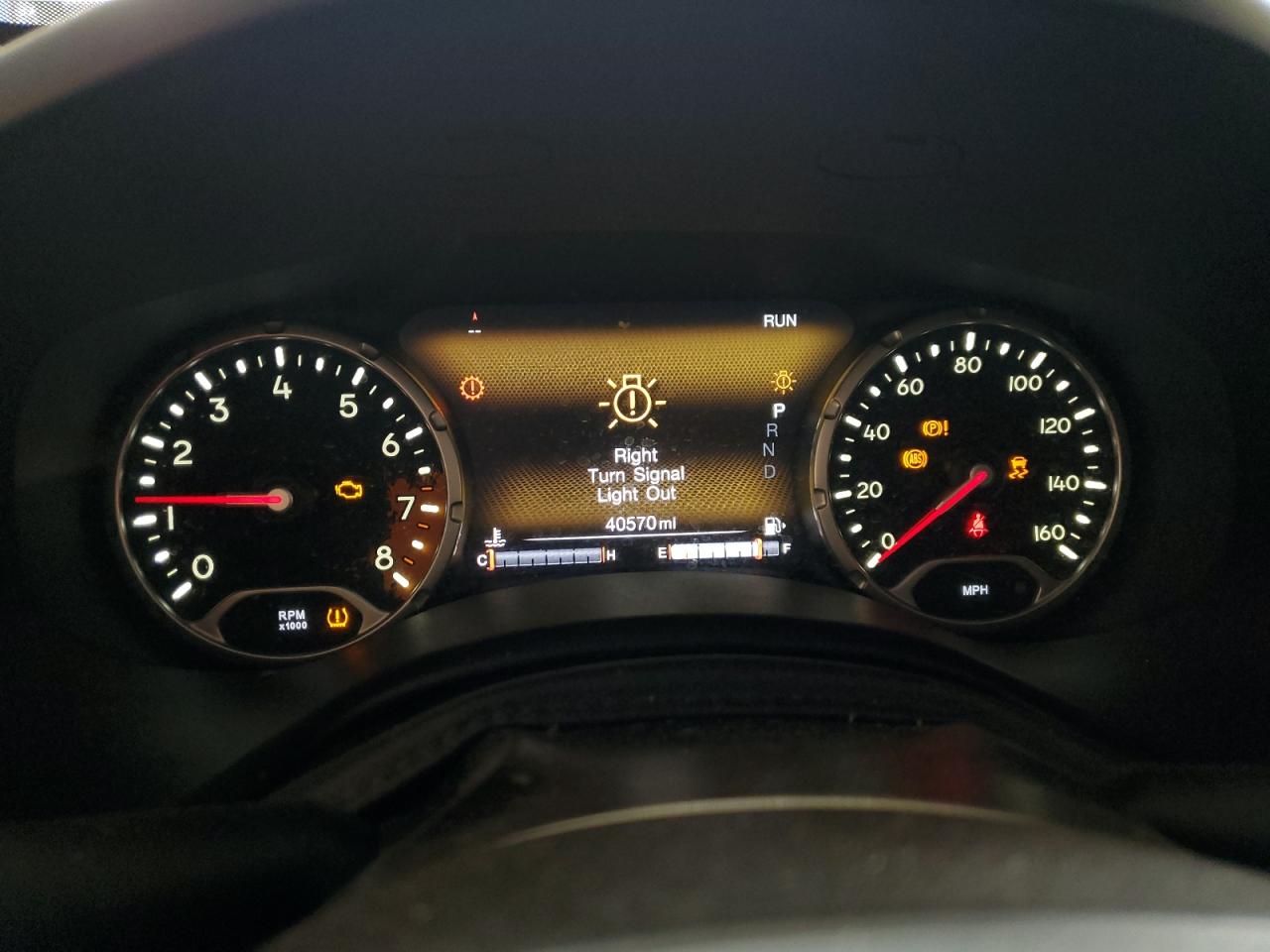 2017 Jeep Renegade Latitude VIN: ZACCJABB4HPF18584 Lot: 87101375