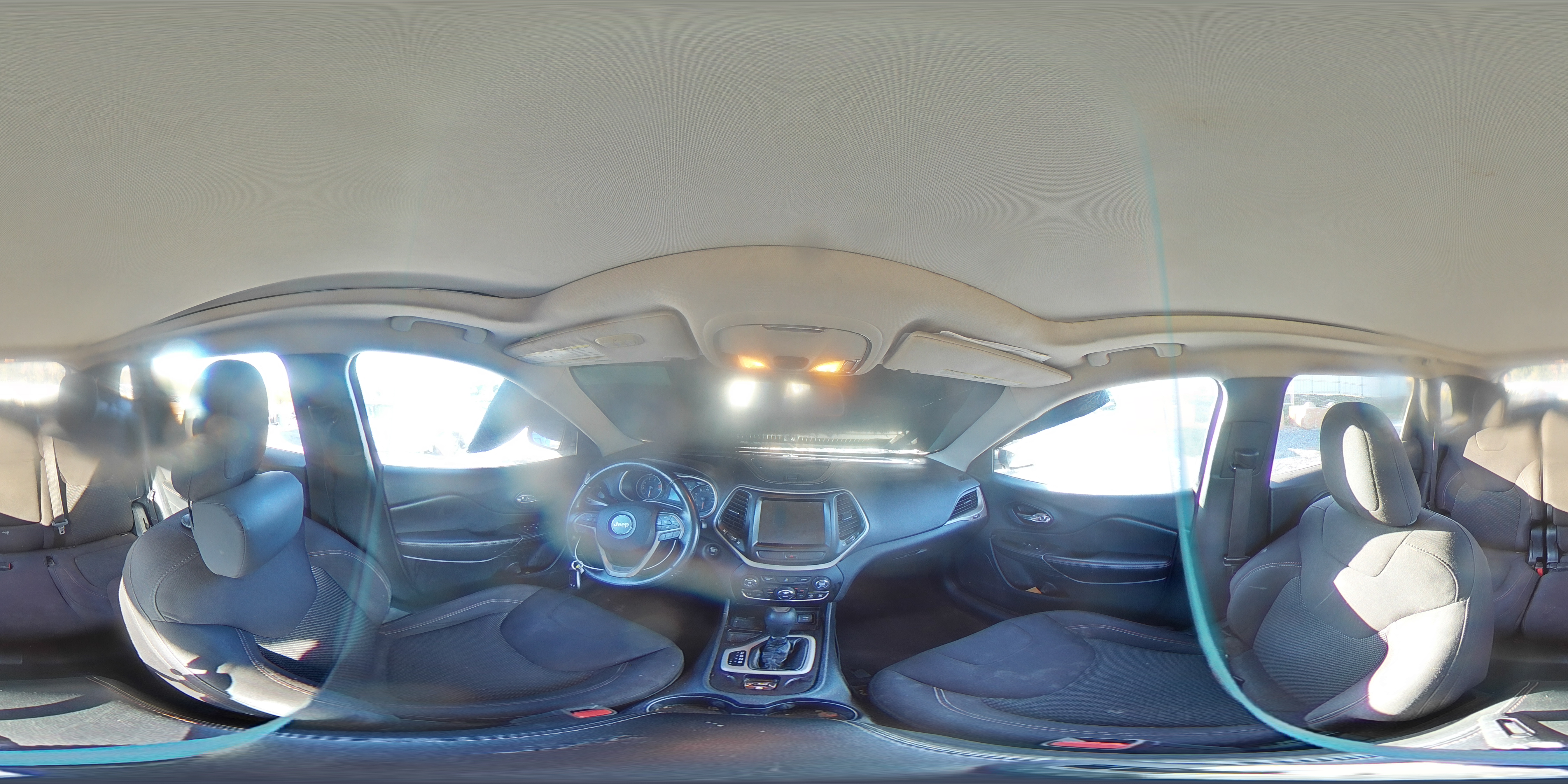 2017 Jeep Cherokee Latitude VIN: 1C4PJLCB2HW510286 Lot: 82512095