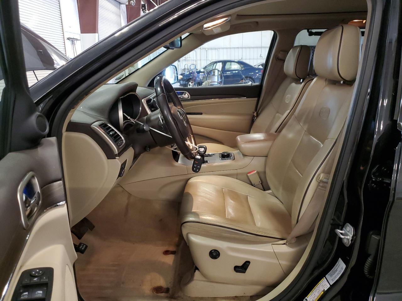 2015 Jeep Grand Cherokee Overland VIN: 1C4RJFCT8FC821674 Lot: 85530155