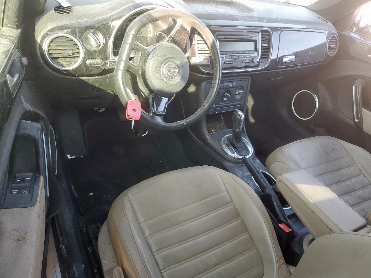 2013 Volkswagen Beetle VIN: 3VW5P7AT7DM802225 Lot: 85496095