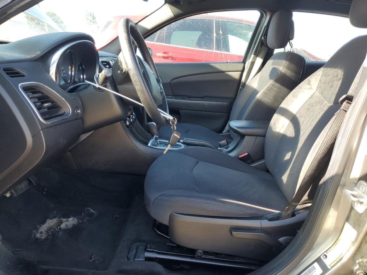 2013 Chrysler 200 Lx VIN: 1C3CCBAB8DN642382 Lot: 86123245