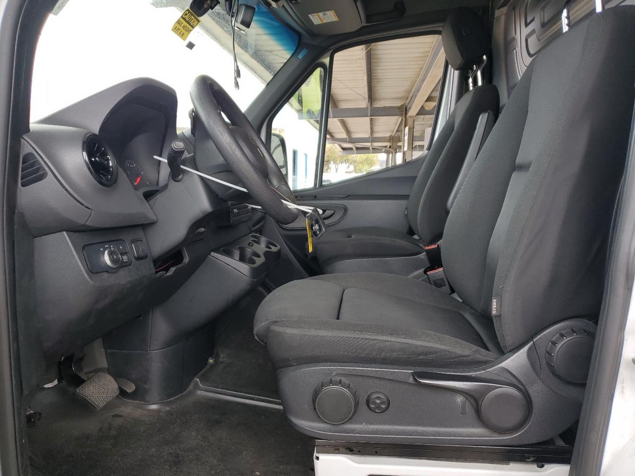 2020 Mercedes-Benz Sprinter 2500 VIN: W1X4EBHY2LP245189 Lot: 84895975