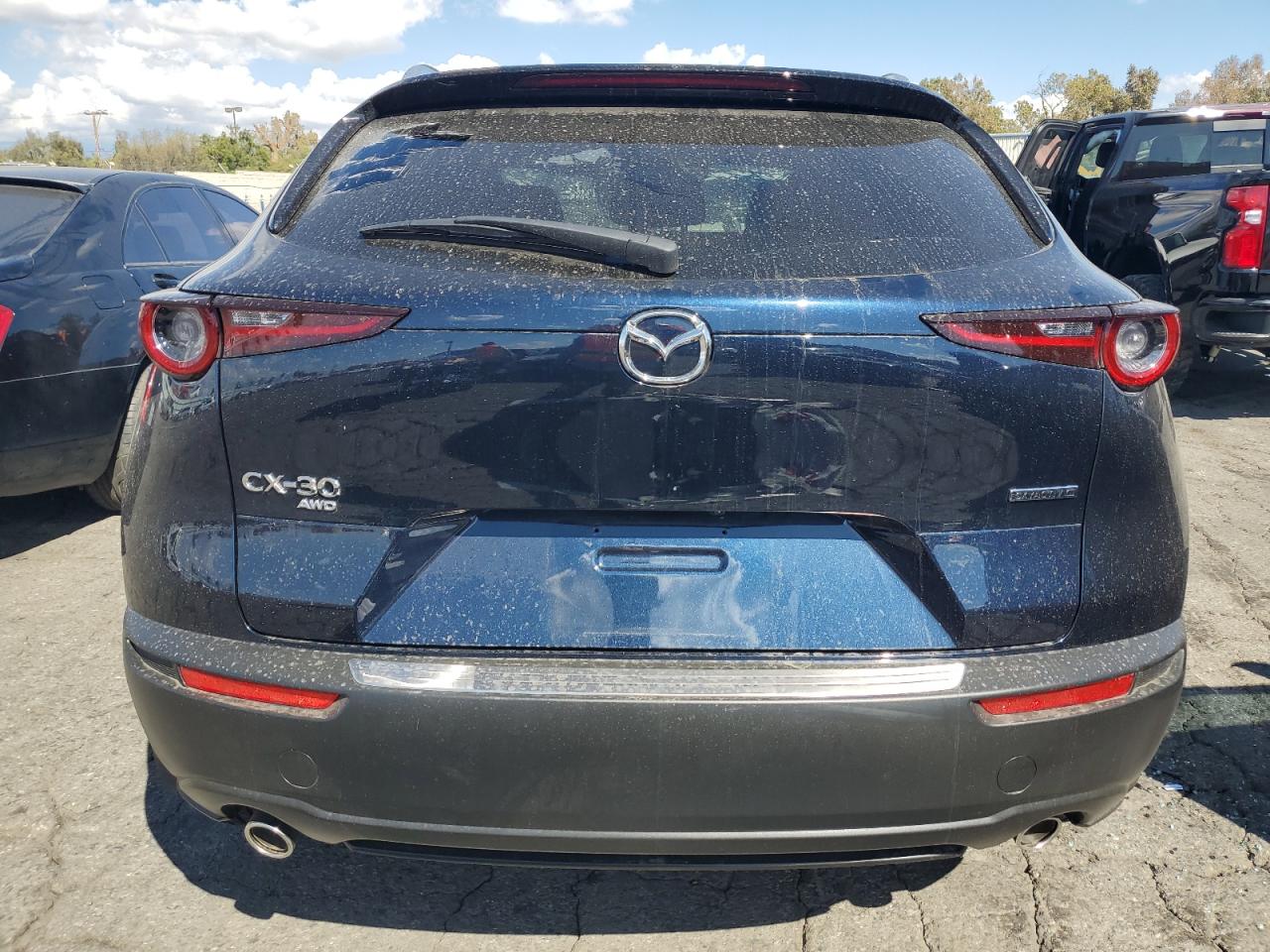 2025 Mazda Cx-30 Preferred VIN: 3MVDMBCM9SM837800 Lot: 83853525