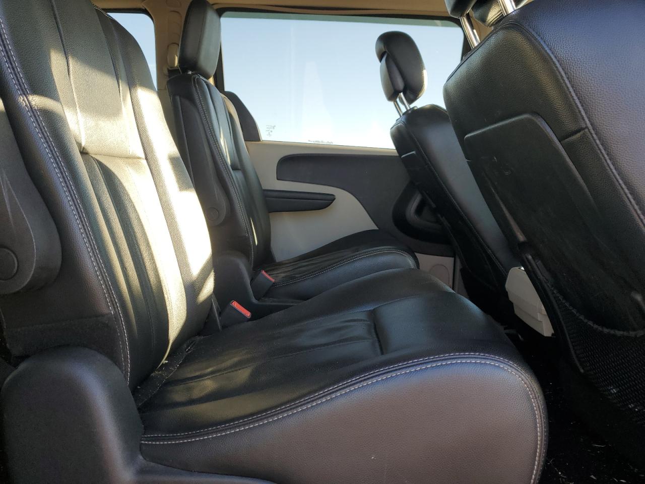 2014 Chrysler Town & Country Touring VIN: 2C4RC1BG5ER396583 Lot: 82582875