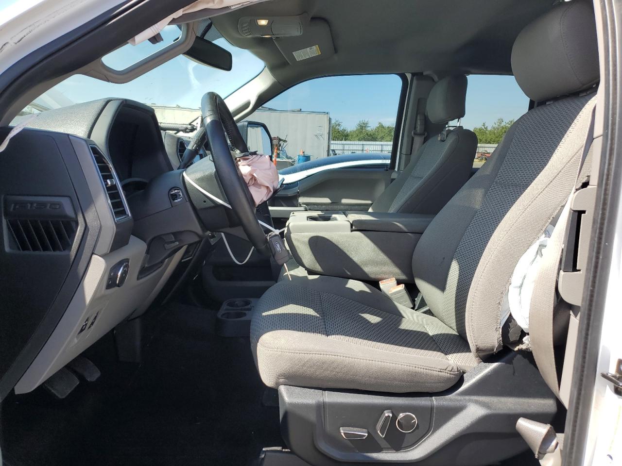 2018 Ford F150 Super Cab VIN: 1FTFX1E56JKG11043 Lot: 84902375