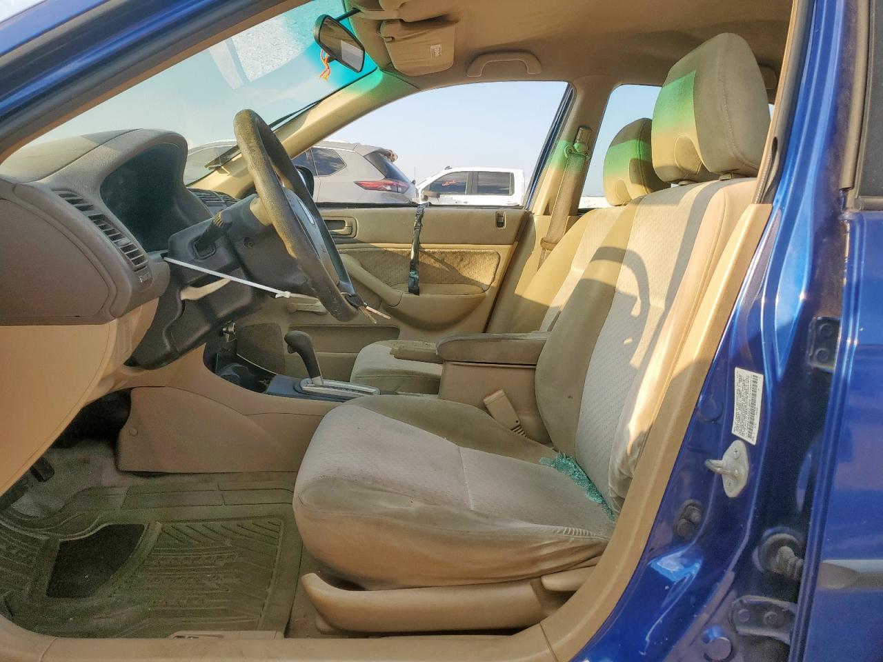 2005 Honda Civic Dx Vp VIN: 1HGES16325L015078 Lot: 84066725