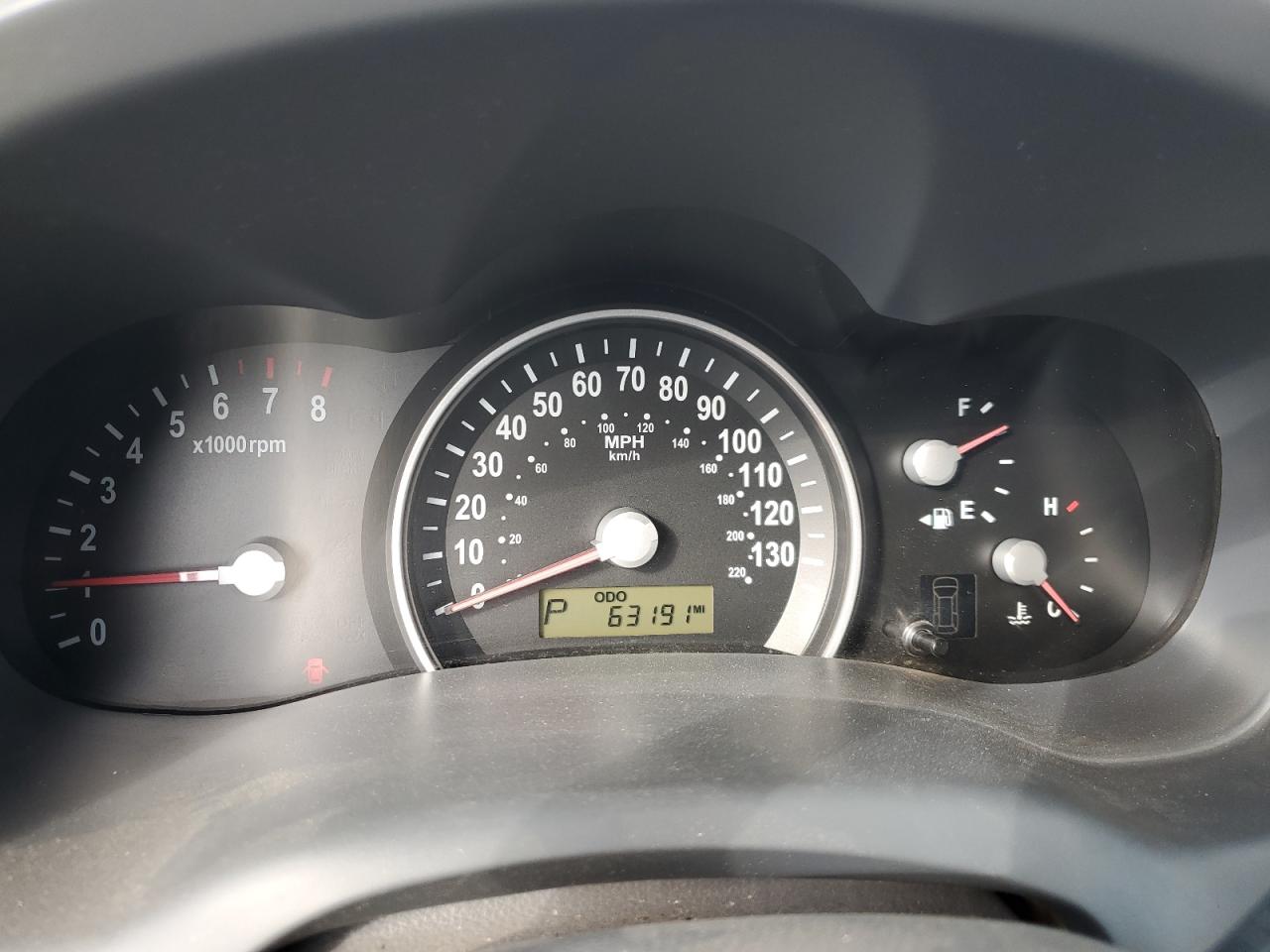 2007 Kia Sedona Ex VIN: KNDMB233576115827 Lot: 90487305