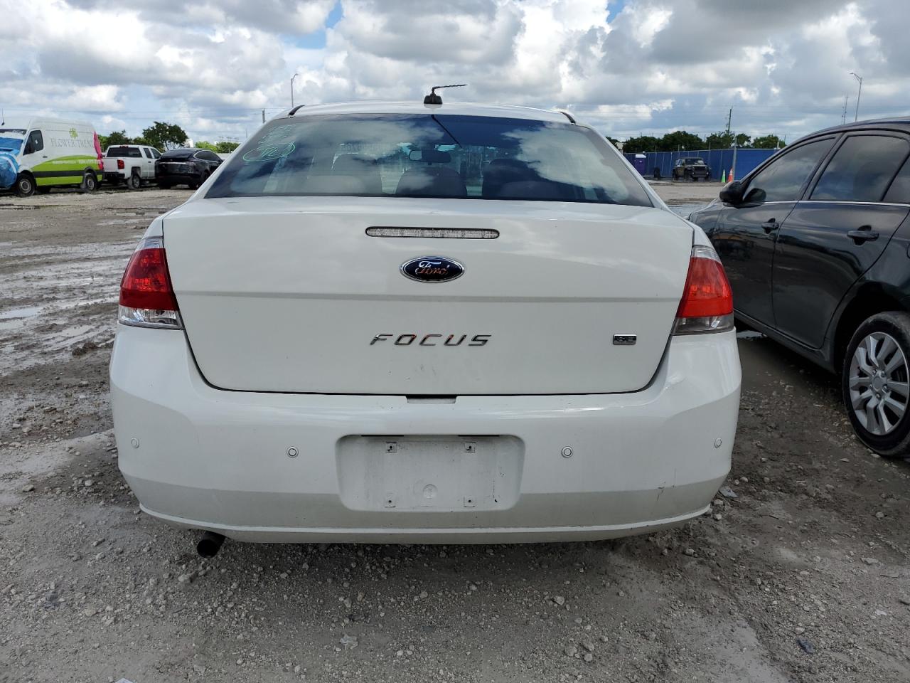 2010 Ford Focus Se VIN: 1FAHP3FN6AW114009 Lot: 85666705