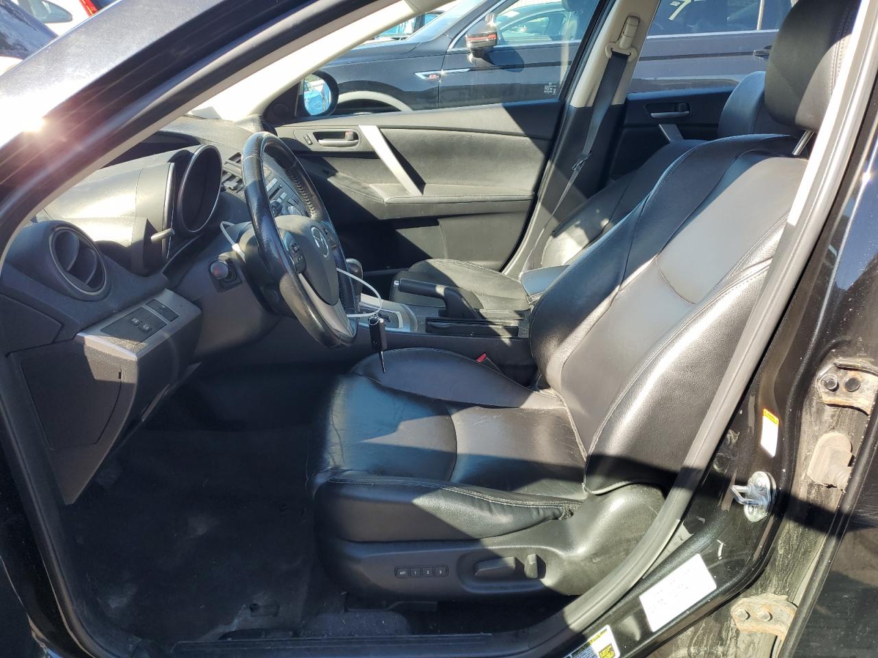 2010 Mazda 3 S VIN: JM1BL1H61A1258053 Lot: 85849335