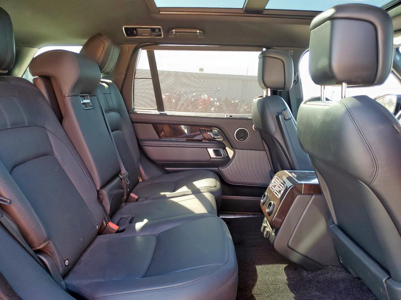 2019 Land Rover Range Rover Supercharged VIN: SALGS5RE2KA538032 Lot: 90925145