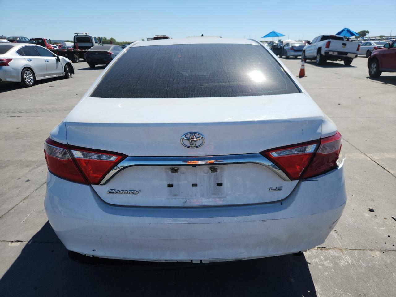 2015 Toyota Camry Le VIN: 4T1BF1FK8FU044752 Lot: 86682385