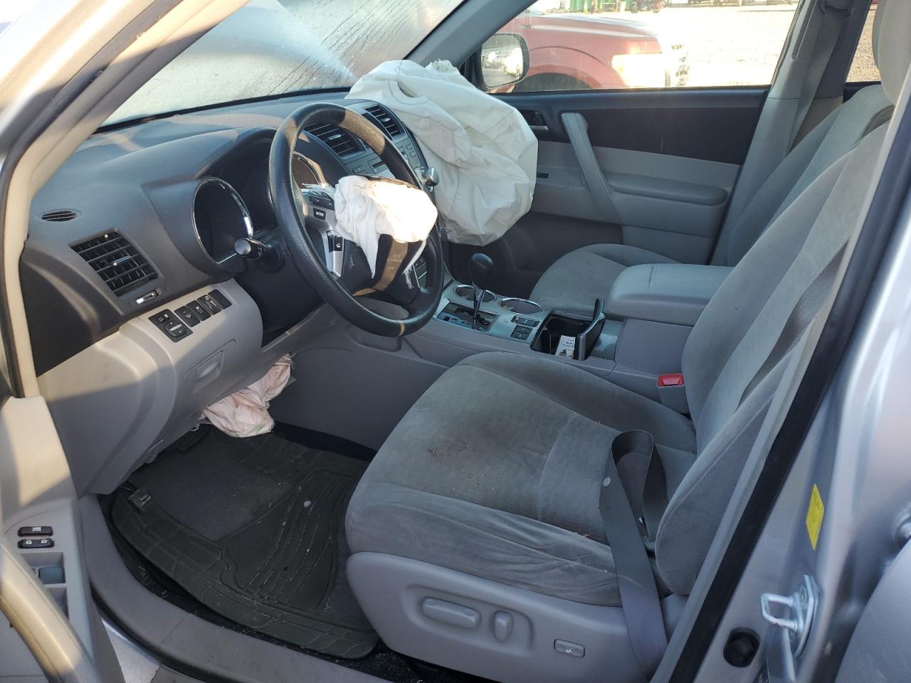 2011 Toyota Highlander Hybrid VIN: JTEBC3EH0B2002625 Lot: 84303285