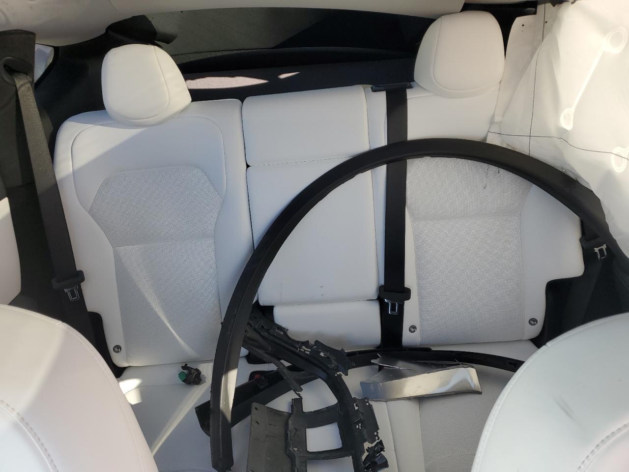 2026 Tesla Model Y VIN: 7SAYGDED2TA446870 Lot: 84550015