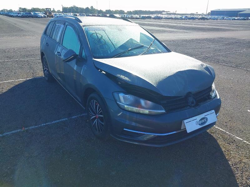 2017 VOLKSWAGEN GOLF SE NAVIGATION TDI BM 
