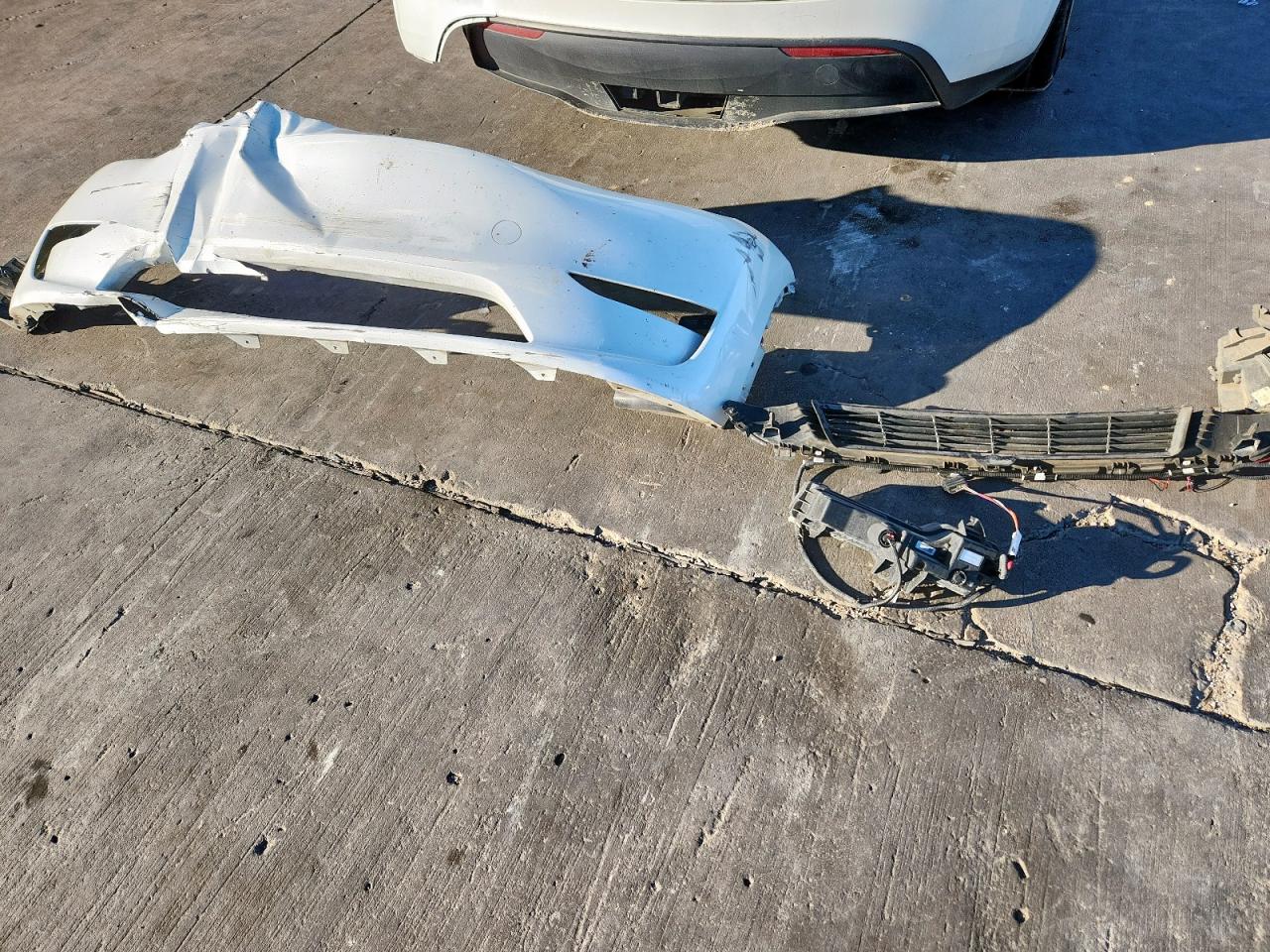 2023 Tesla Model Y VIN: 7SAYGAEEXPF60116 Lot: 90636225