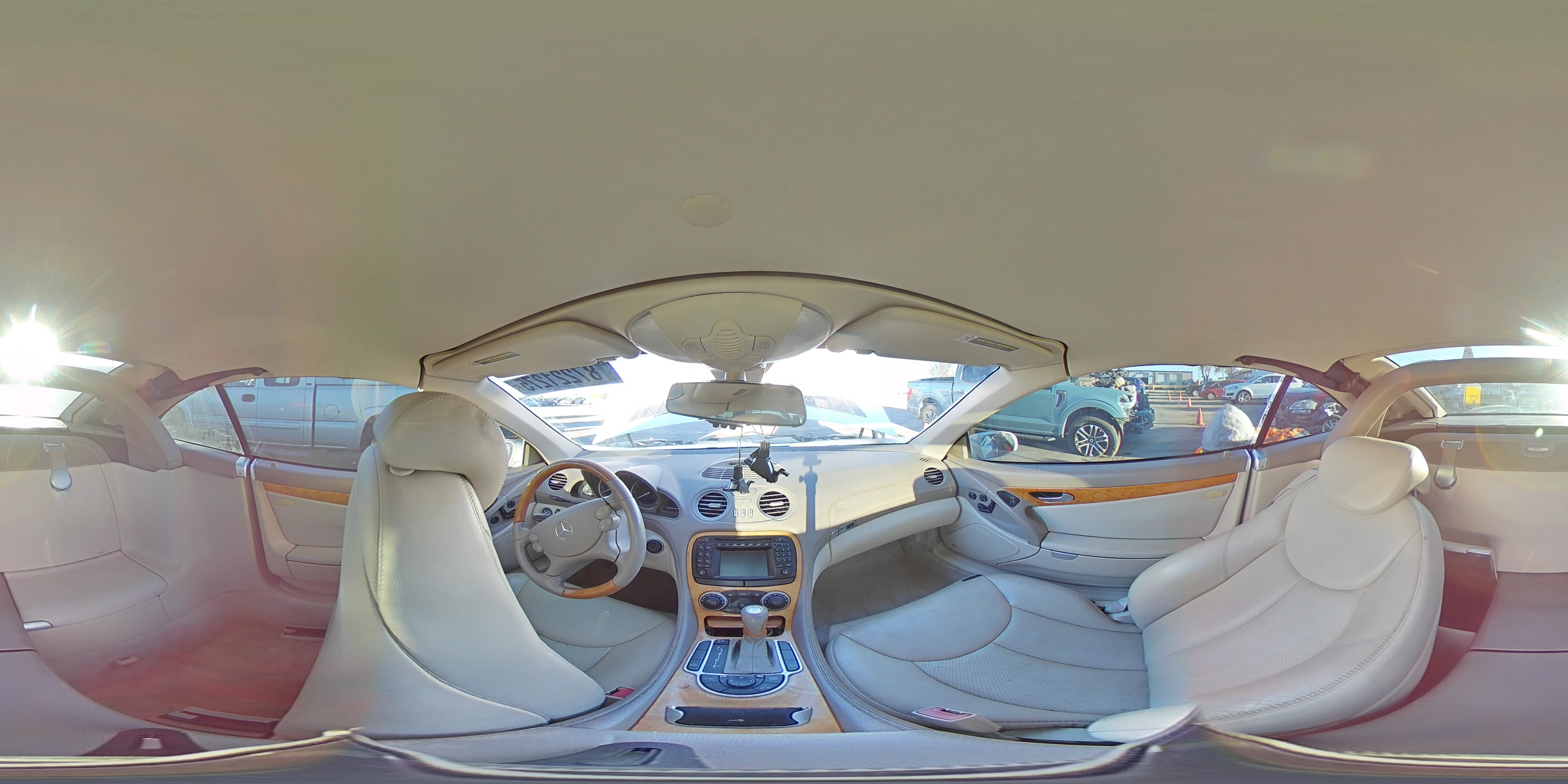 2004 Mercedes-Benz Sl 500 VIN: WDBSK75FX4F076562 Lot: 87221275