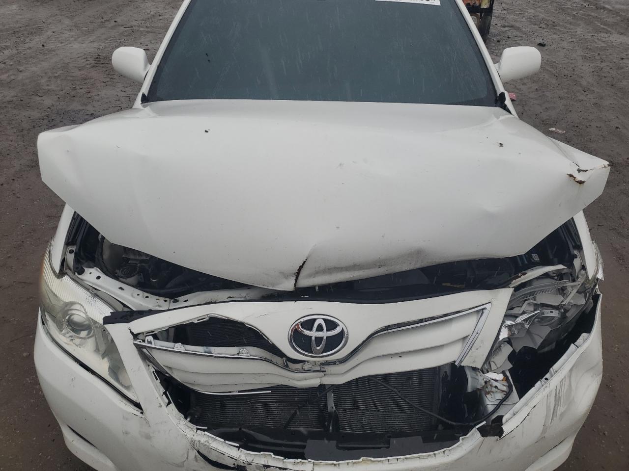 2010 Toyota Camry Base VIN: 4T4BF3EK9AR066335 Lot: 85757065