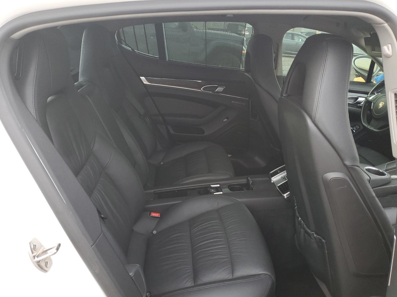 2012 Porsche Panamera 2 VIN: WP0AA2A75CL070587 Lot: 81992145