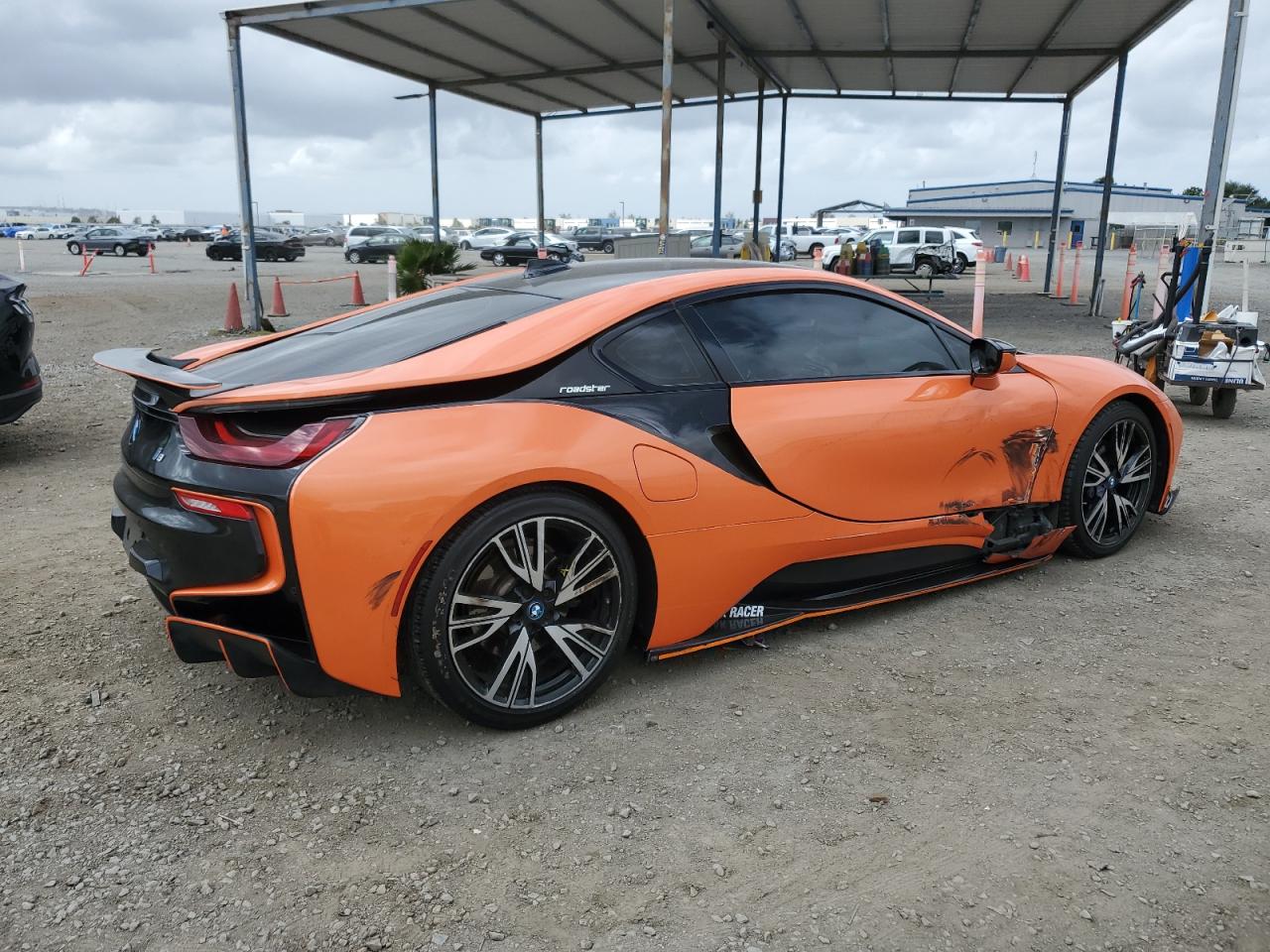 Фото: WBY2Z2C51GV675742