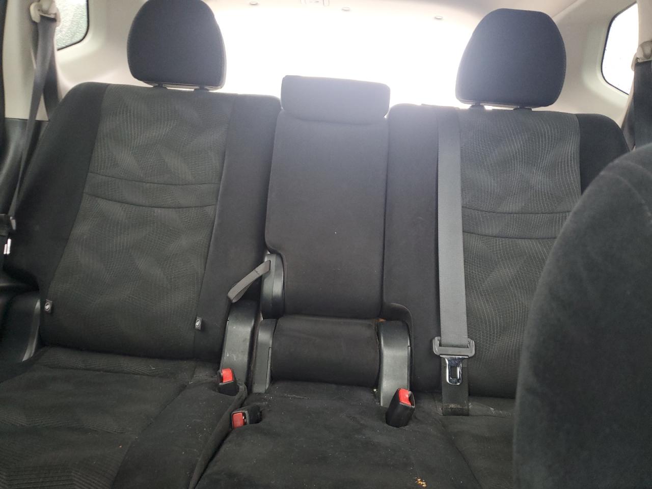 2016 Nissan Rogue S VIN: 5N1AT2MT5GC804035 Lot: 82224915