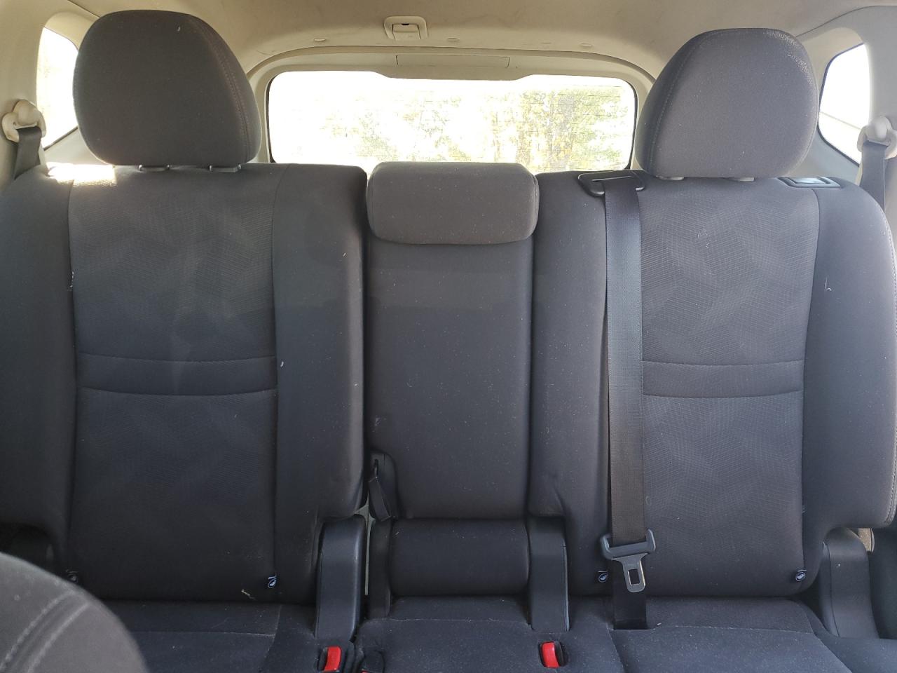 2016 Nissan Rogue S VIN: KNMAT2MV2GP709706 Lot: 82069725