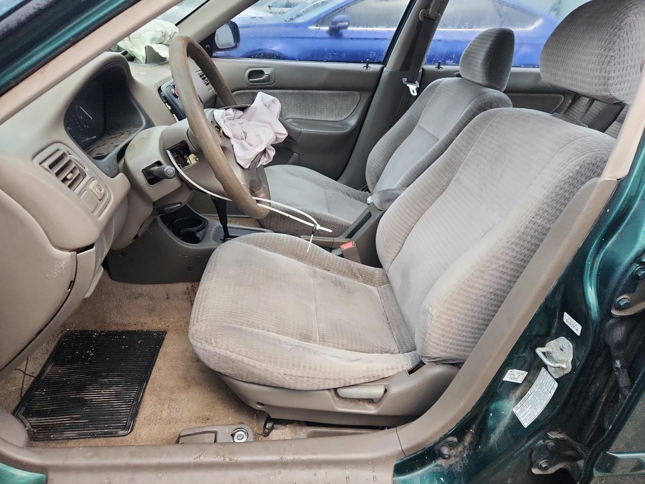 2000 Honda Civic Base VIN: 2HGEJ6615YH540121 Lot: 85187915