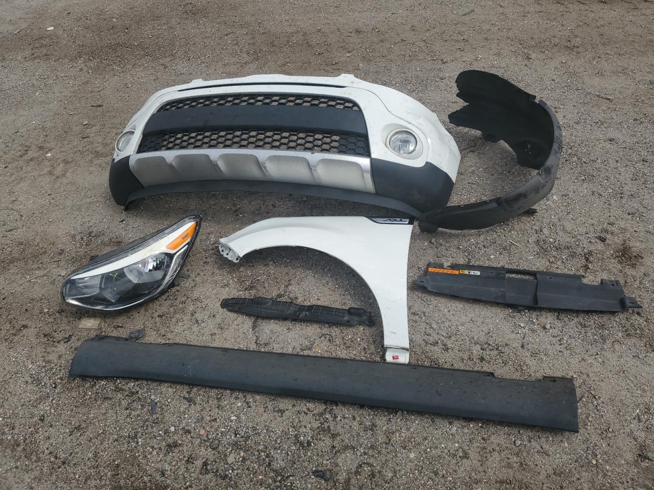 2017 Kia Soul + VIN: KNDJP3A55H7466635 Lot: 82223465