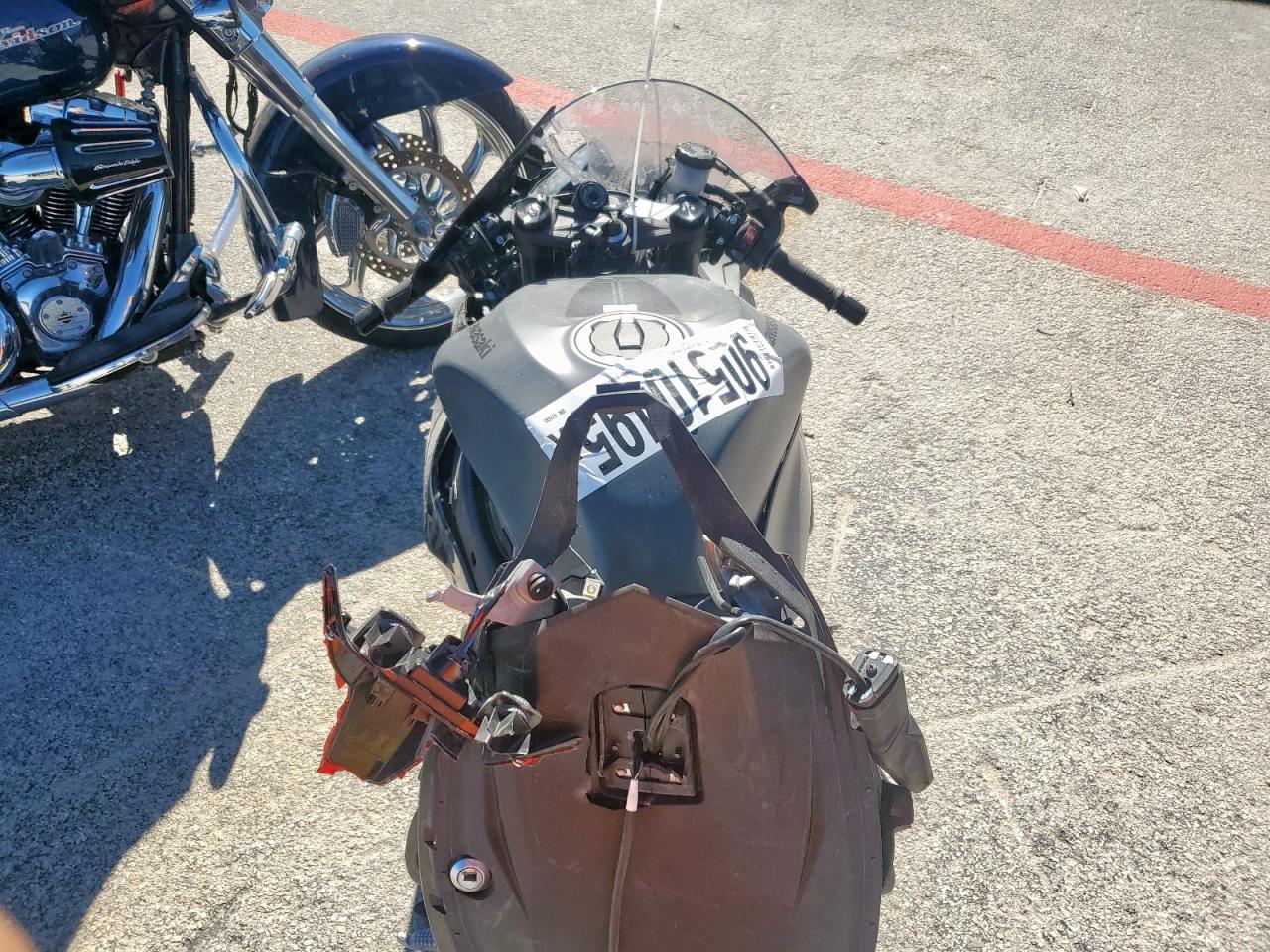 2025 Kawasaki Zx636 K VIN: JKBZXJJ18SA017633 Lot: 90510495