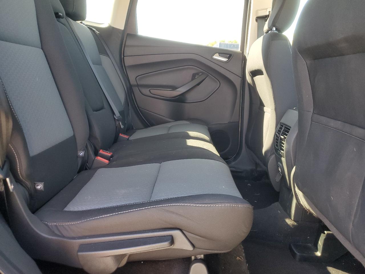 2018 Ford Escape Se VIN: 1FMCU9GD1JUA81076 Lot: 84630285