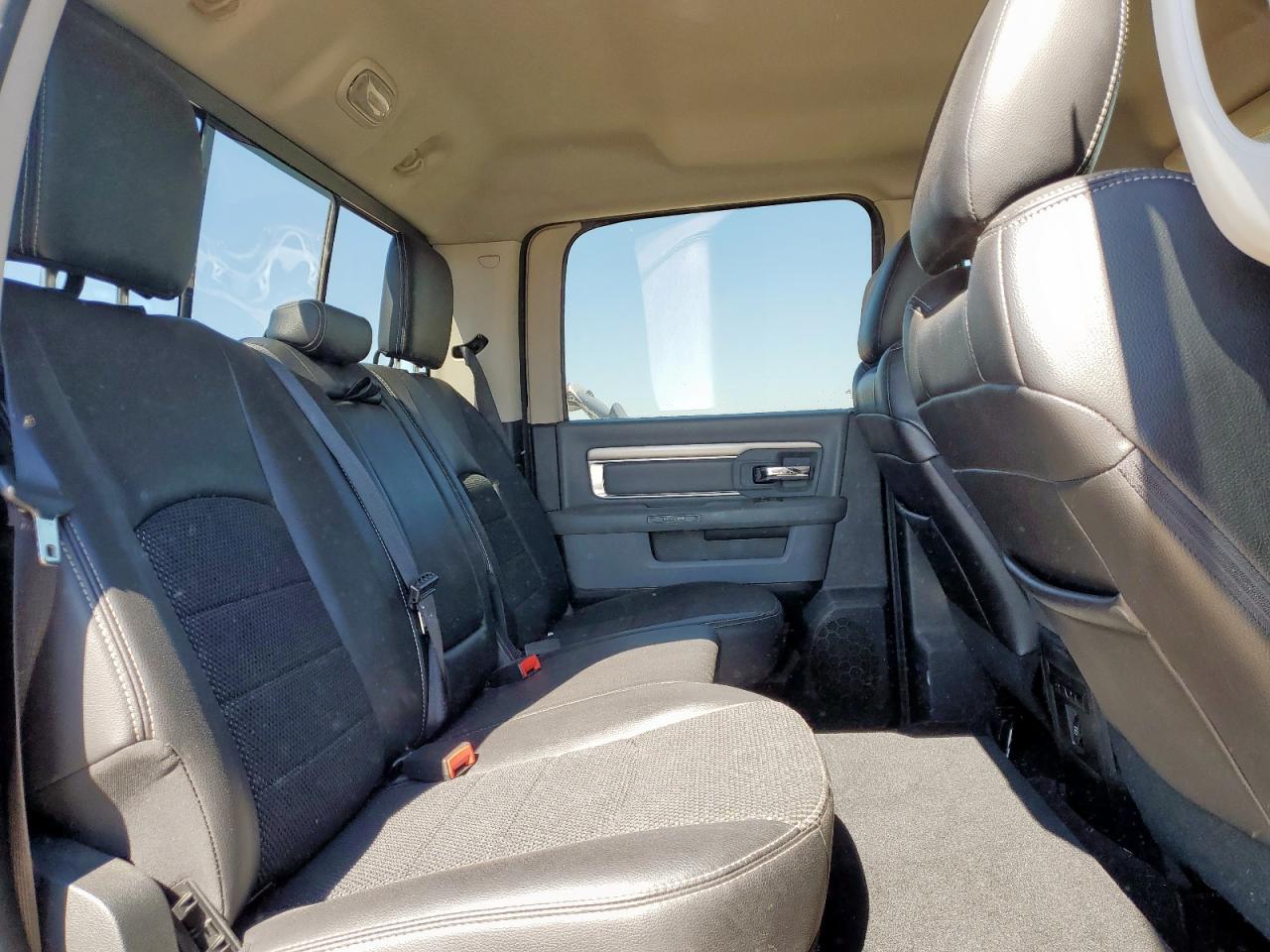 2017 Ram 1500 Slt VIN: 1C6RR6LT5HS662511 Lot: 90917155