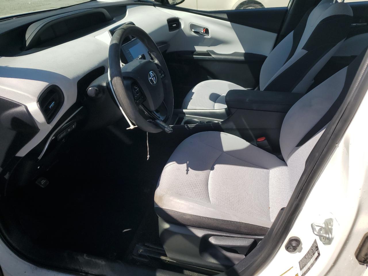 2020 Toyota Prius Le VIN: JTDL9RFU8L3015236 Lot: 85289245