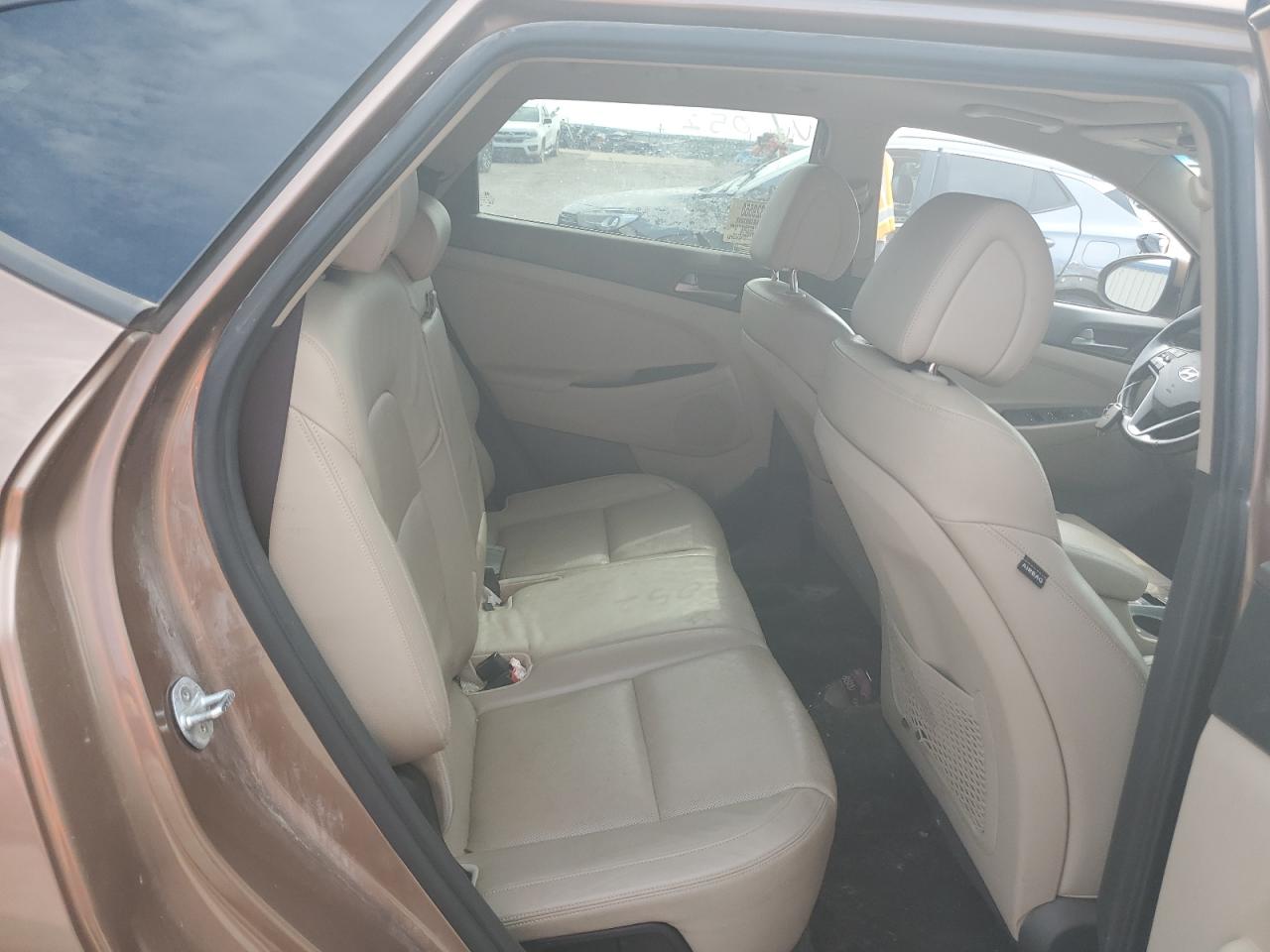 2016 Hyundai Tucson Limited VIN: KM8J33A29GU074786 Lot: 84888435