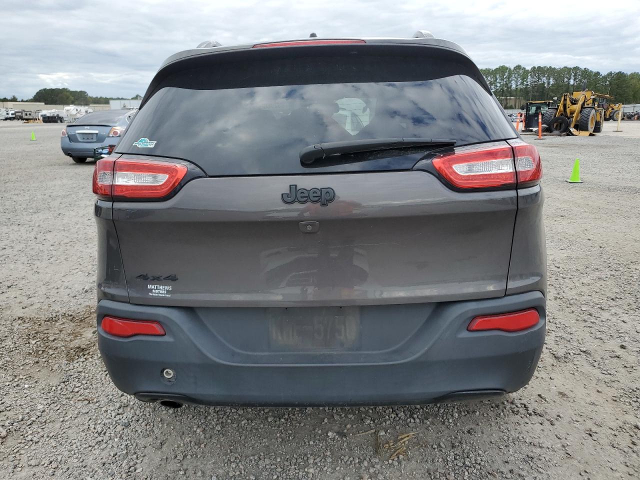 2018 Jeep Cherokee Latitude VIN: 1C4PJMCB5JD502402 Lot: 85296655