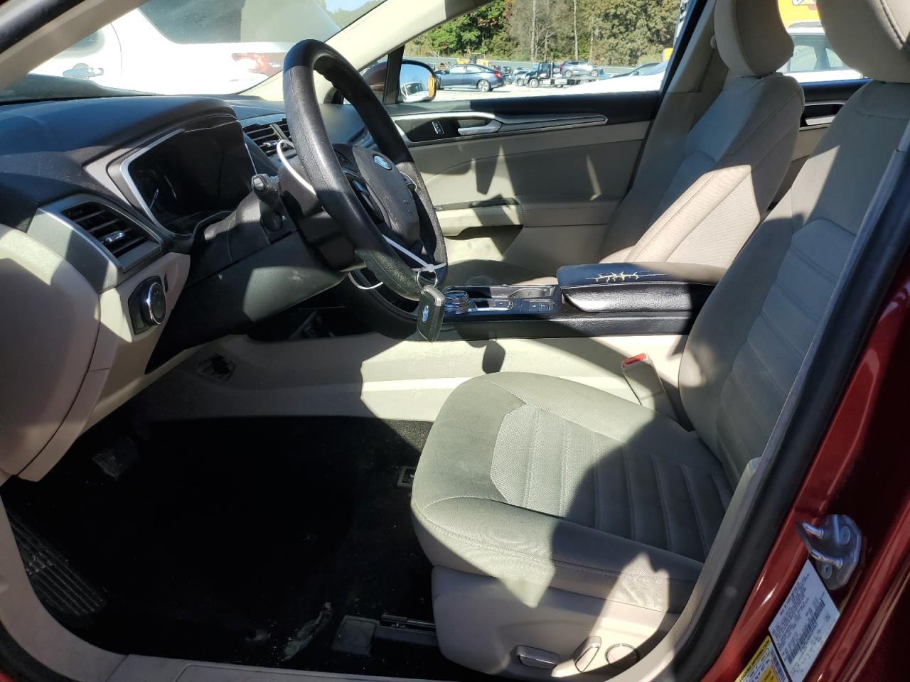 2019 Ford Fusion Se VIN: 3FA6P0LU6KR204962 Lot: 87258395