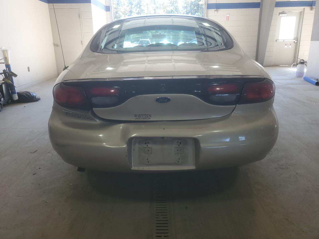 1998 Ford Taurus Lx VIN: 1FAFP52U8WA111651 Lot: 82600355