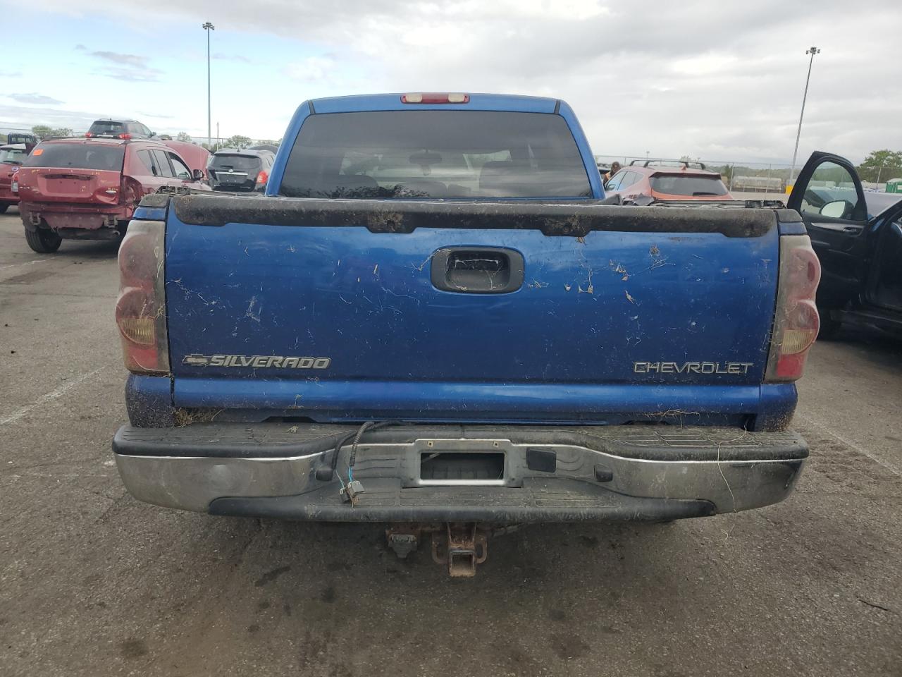 2004 Chevrolet Silverado C1500 VIN: 2GCEC13T041415726 Lot: 81905545