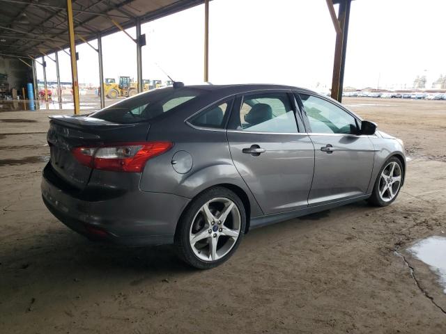 Sedans FORD FOCUS 2014 Szary