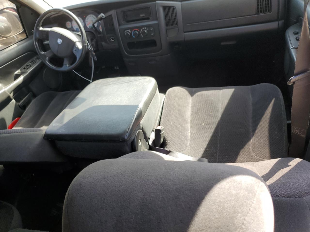 2004 Dodge Ram 1500 St VIN: 1D7HA18D14J244551 Lot: 90277865