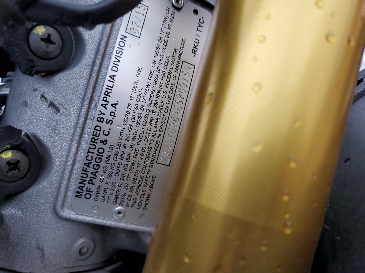 2016 Aprilia Tuono V4 1100 Rr VIN: ZD4TYU004GS000194 Lot: 90104185