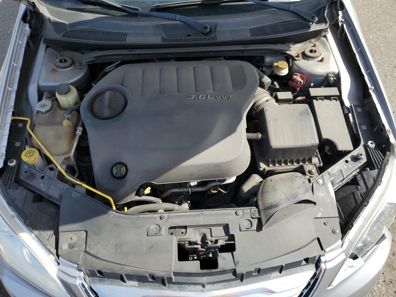 2013 Chrysler 200 Touring VIN: 1C3CCBBG1DN556549 Lot: 85073735