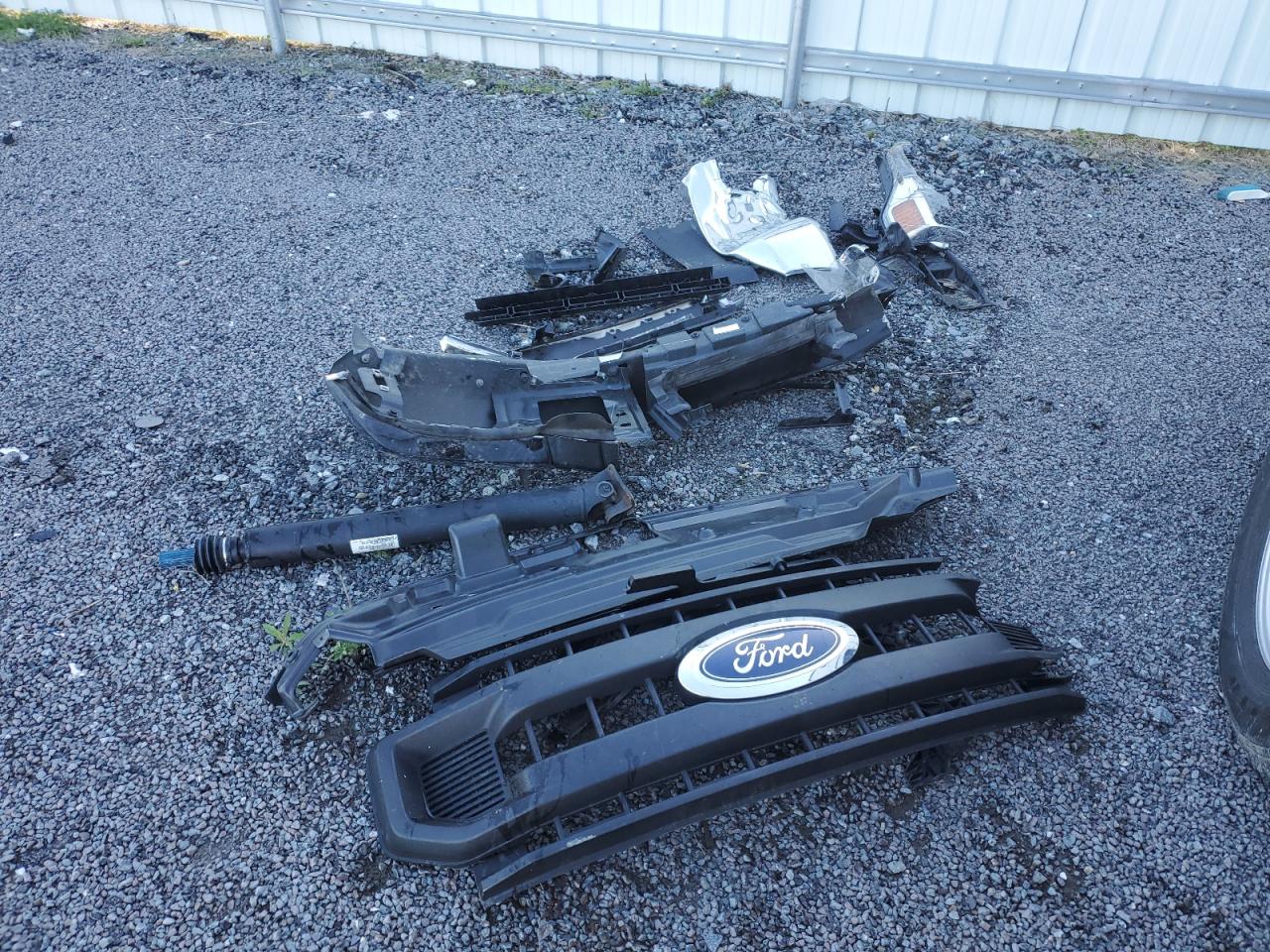 2022 Ford F350 Super Duty VIN: 1FD8X3B65NED46861 Lot: 85167235