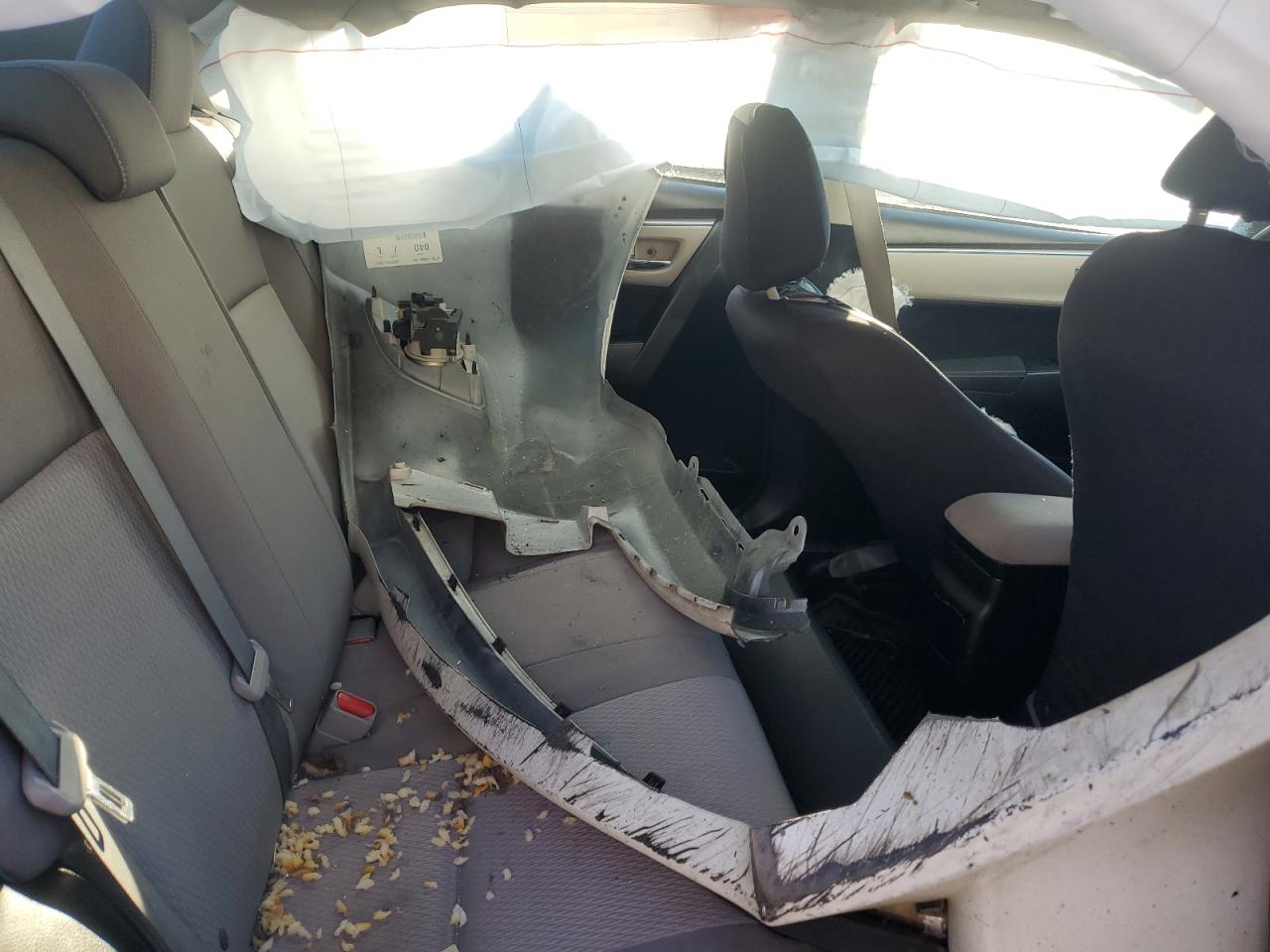 2014 Toyota Corolla L VIN: 5YFBURHE7EP022592 Lot: 84658255